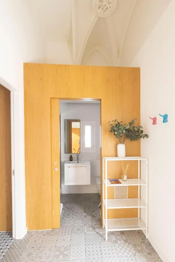 The Barcelona Centric Apt By Maison Pinata 0*,  Spain